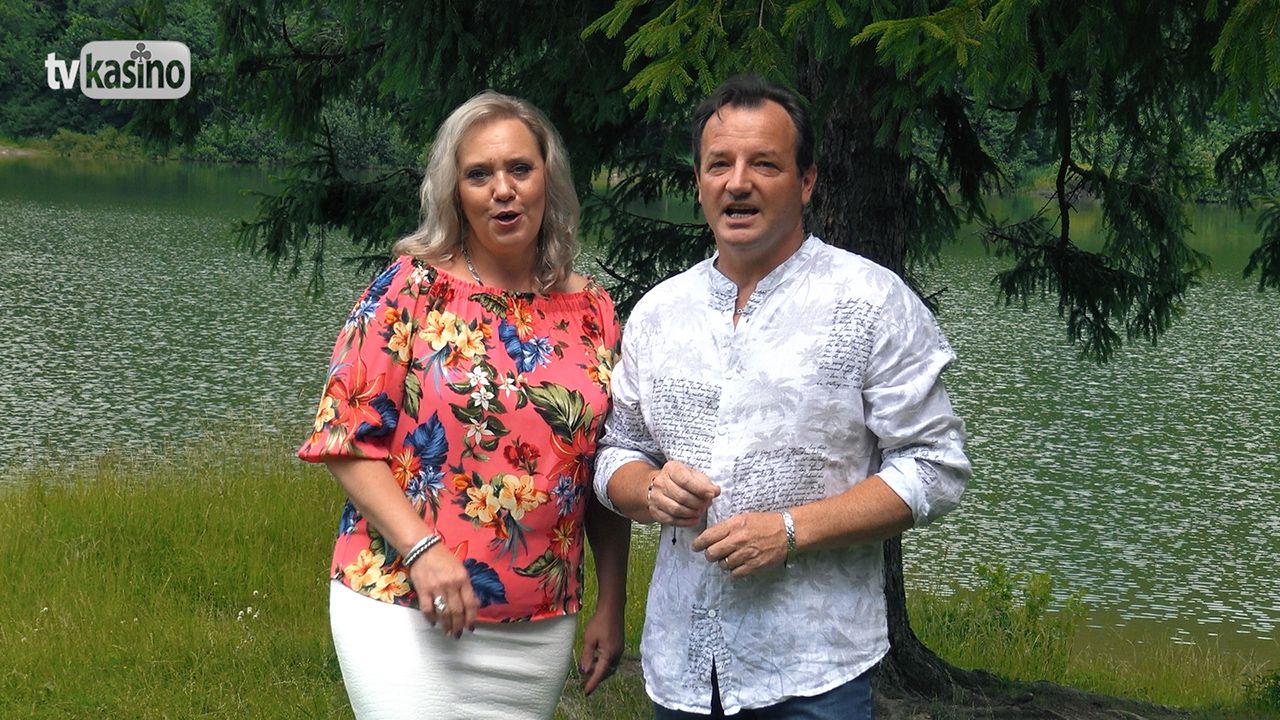 Hudební slovenské šlágry z TV Kasino Stream
